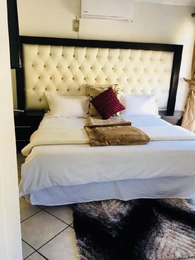 יוהנסבורג 130 Market Bed And Breakfast מראה חיצוני תמונה
